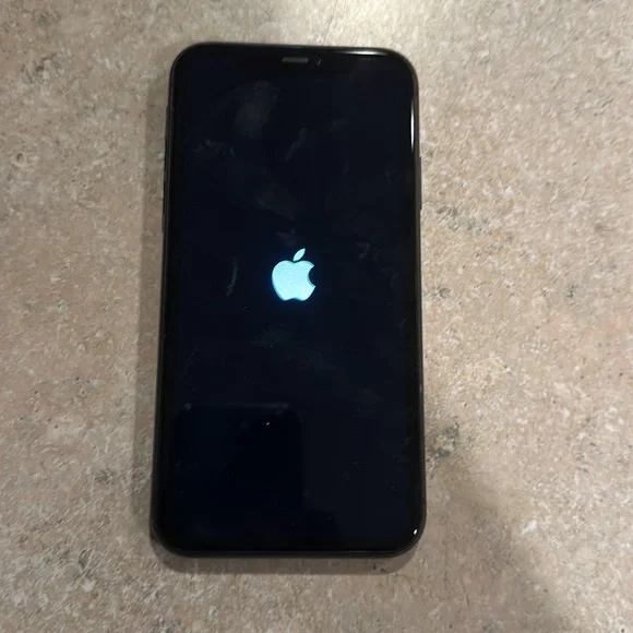 IPhone 11 black 64gb. Unlocked, in perfect condition, no cracks on screen.